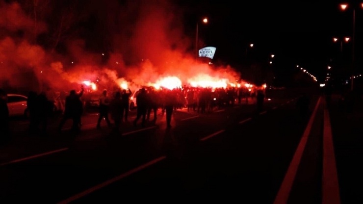 Prosinecki’ye Coşkulu Karşılama