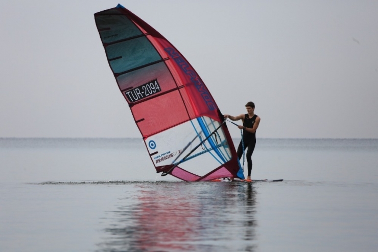 Selçuk İlçesi Yelken Sporlarının Merkezi Olma Yolunda