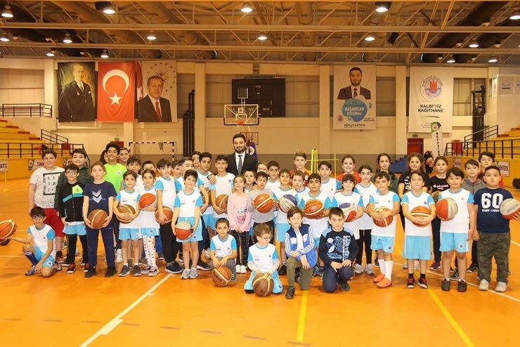 Kağıthane’de Geleceğin Şampiyonları Yetişiyor