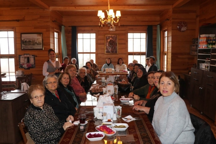 Bu İlçede ‘Kaz Tiridi’ Talebine Yetişilemiyor