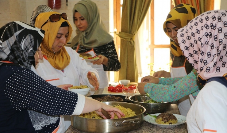 Şanlıurfa’da Ücretsiz Yöresel Yemek Kursu Düzenleniyor