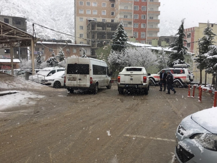 Sosyal Medyada Terör Örgütü Lehine Paylaşım Yapan 3 Kişi Gözaltına Alındı