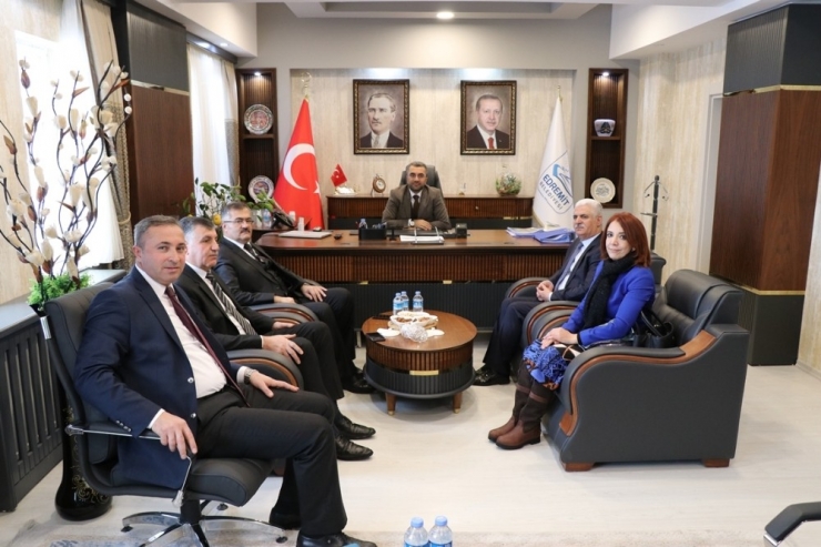 Eğitim Camiasından Başkan Say’a Teşekkür Ziyareti