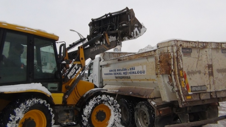 Erciş’te Kar Yağışı