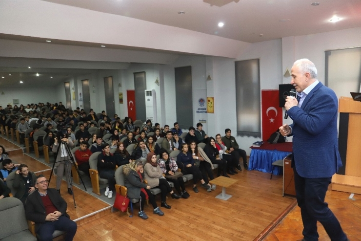 Mersin’de Hayvan Haklarıyla İlgili Farkındalık Semineri
