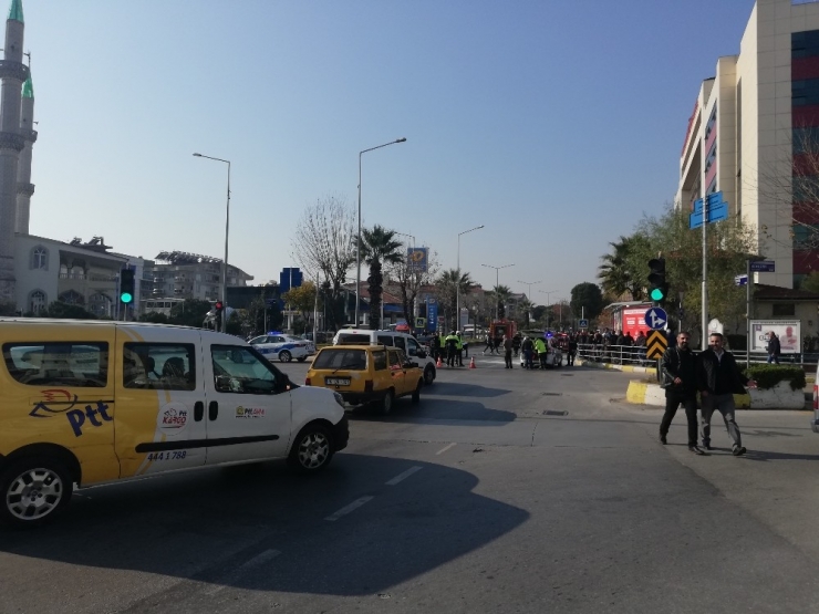 Kazaya Karışan Araçlardan Biri Alev Aldı: 2 Yaralı