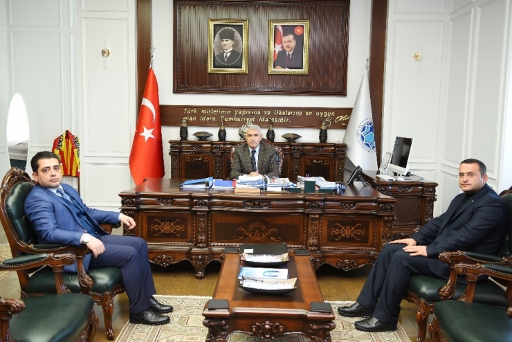 Battalgazi Belediyesi İşçilerine Toplu Sözleşme İmzalandı