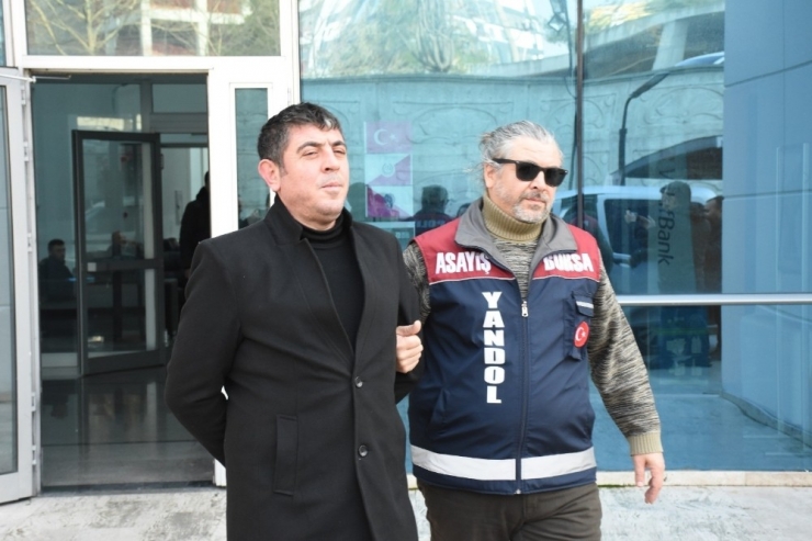 Bursa’da Sahte Polisler Tutuklandı