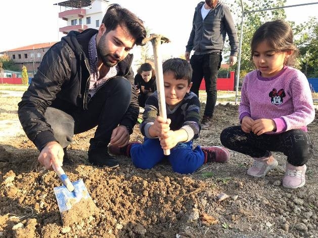 Engelli Çocuklara "Bahçe Terapi" Uygulaması