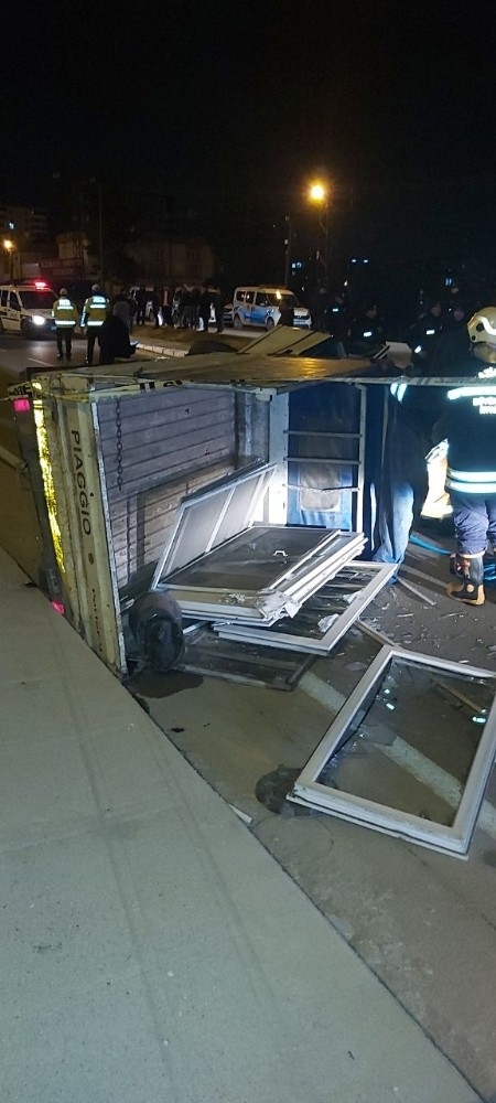 Hırsızlık Yapan Şahıslar Kovalamacayla Yakalandı