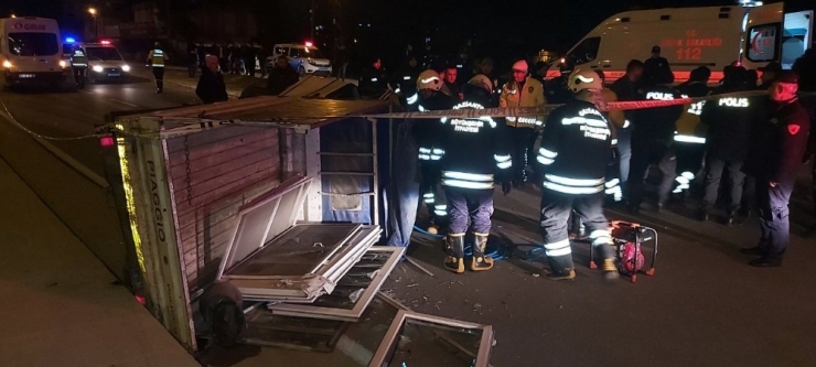 Hırsızlık Yapan Şahıslar Kovalamacayla Yakalandı