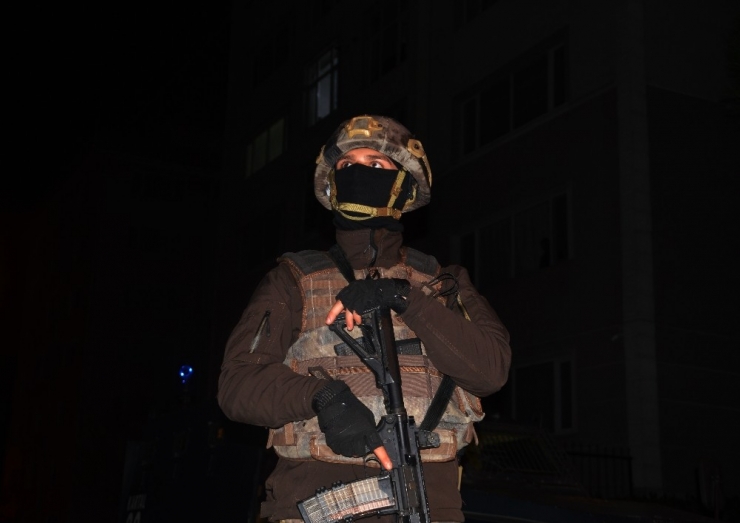 İstanbul Güne Narkotik Operasyonu İle Başladı