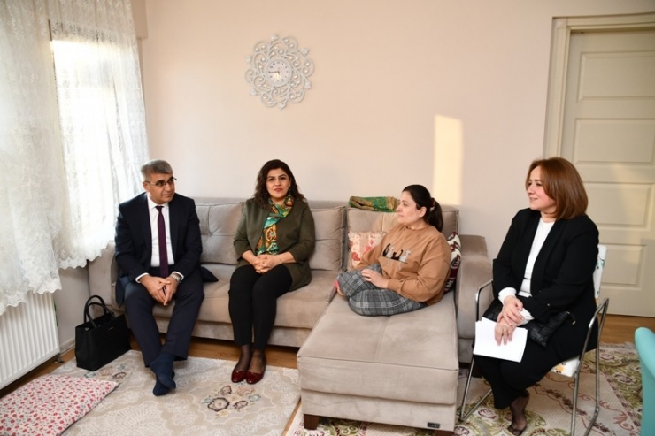 Vali Gürel, Vatandaşlara Misafir Oluyor