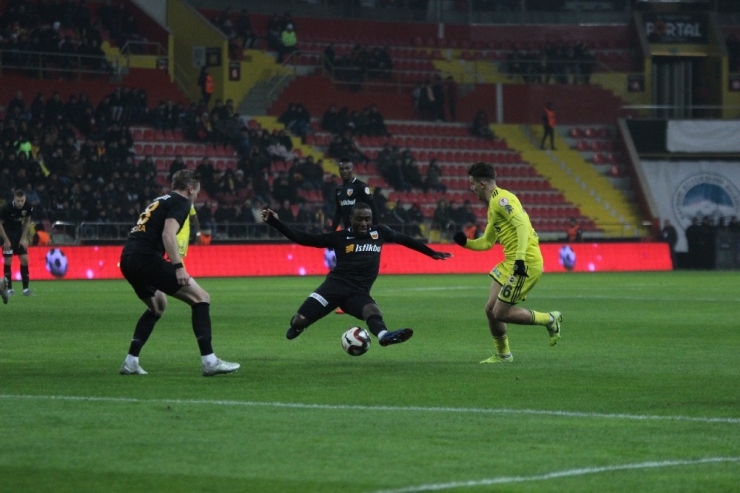 Ziraat Türkiye Kupası: Kayserispor: 0 - Fenerbahçe: 0 (Maç Sonucu)