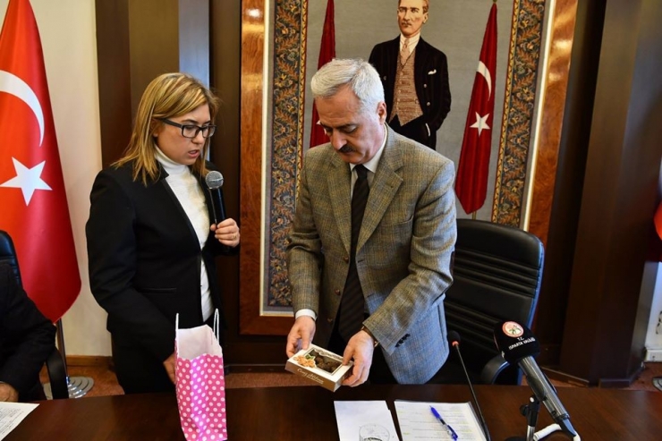 Isparta’daki Kadın Kooperatifleri Valilik Önderliğinde Buluştu