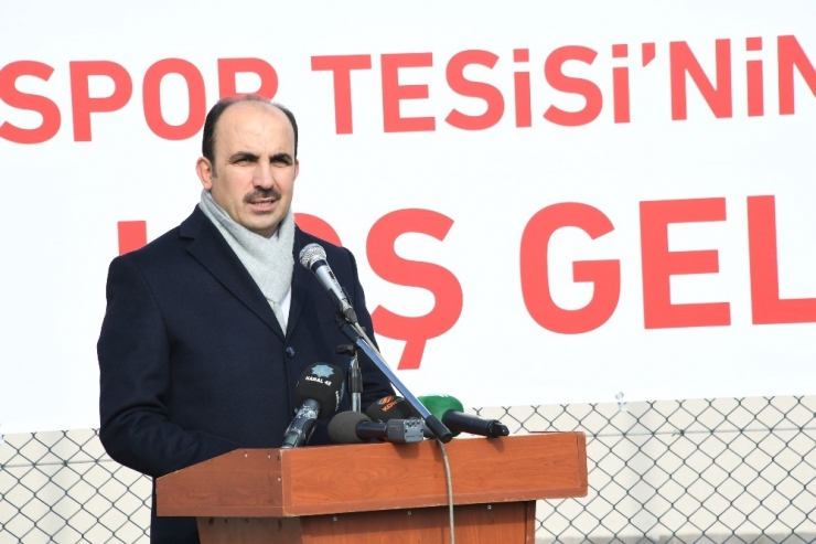 Büyükşehir’den Amatör Spor Kulüplerine Malzeme Desteği