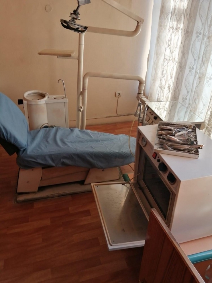 Malatya’da Ruhsatsız 5 Diş Yeri Kapatıldı