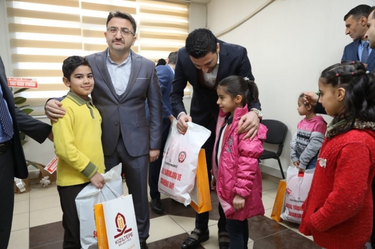 Kızıltepe’de 6 Bin Öğrenciye Giyim Yardımı Yapıldı