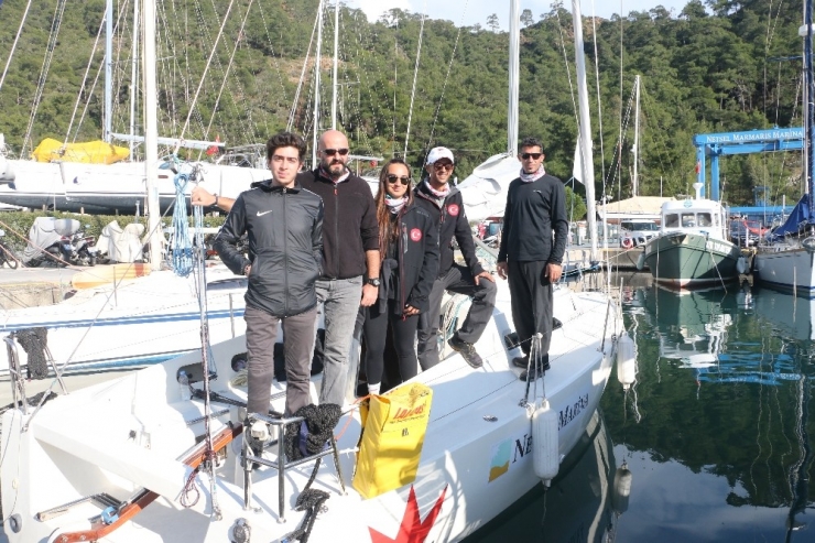 Denizde Tek Engelleri Rüzgarsız Hava