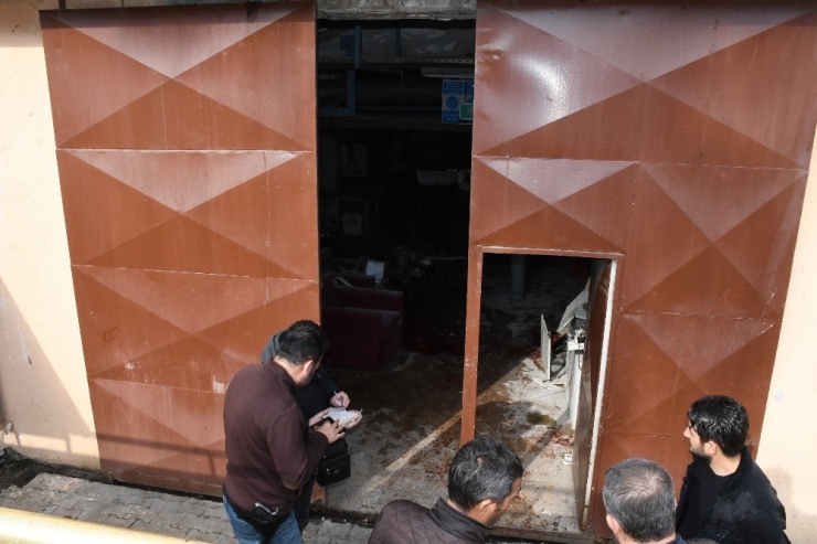 Tarsus Devlet Hastanesinde Patlama: 5 Yaralı