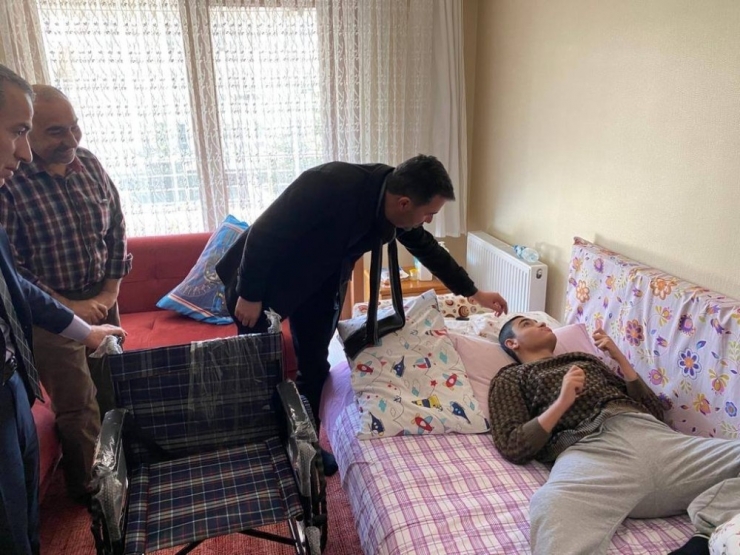 Başkan Ertuğrul Çetin, Güne Esnaf Ve Hasta Ziyaretleriyle Başlıyor