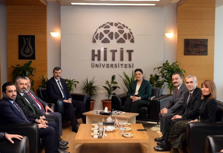 Bakan Yardımcısı Meşe’den Sanal Ortamda Satışı Yapılan Anne Sütü Uyarısı