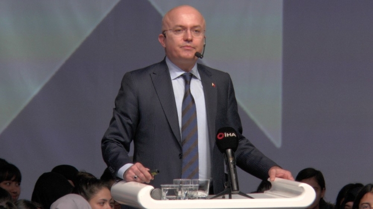 “Savunma Sanayide Dönüşüm” Konferansı