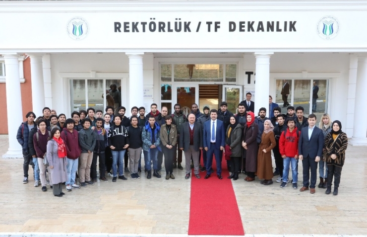 Sadem Öğrencileri, Subü Rektörü İle Bir Araya Geldi