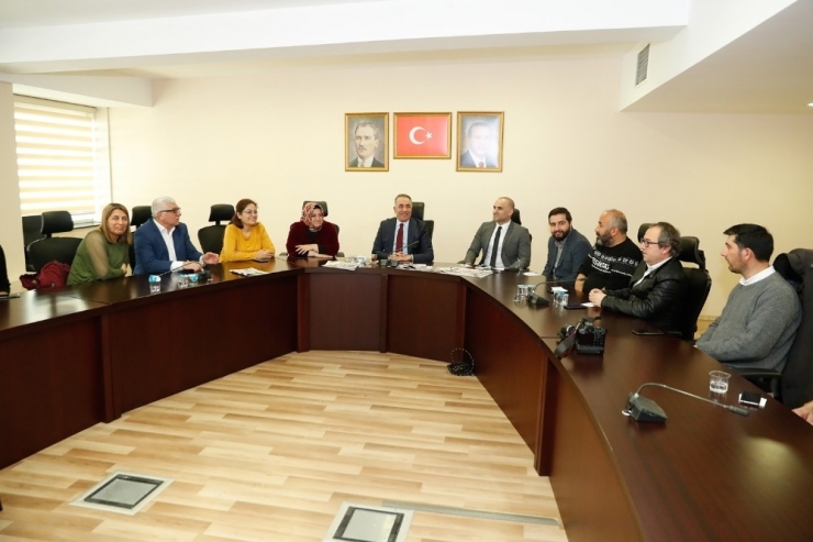 Başkan Dursun Gazetecilerle Buluştu