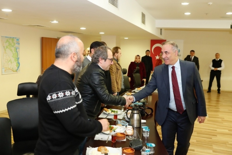 Başkan Dursun Gazetecilerle Buluştu