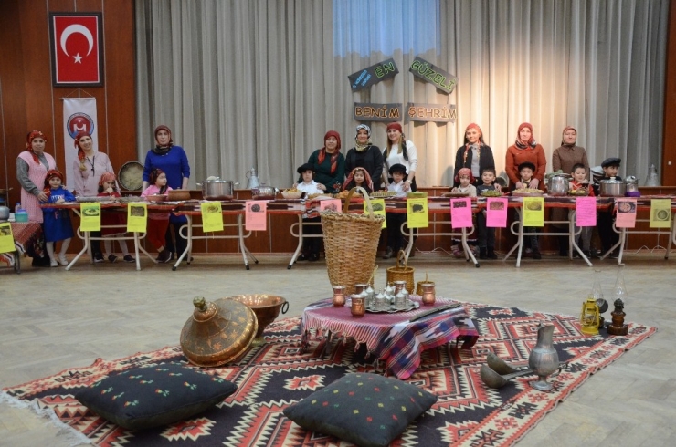 Minik Öğrenciler Hünerlerini Sergiledi