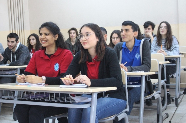 Liselilerden Gıda İsrafını Önleyecek Büyük Buluş