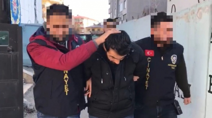 8 Yıl Önceki Cinayetin Şüphelileri Özel Ekip Tarafından Yakalandı