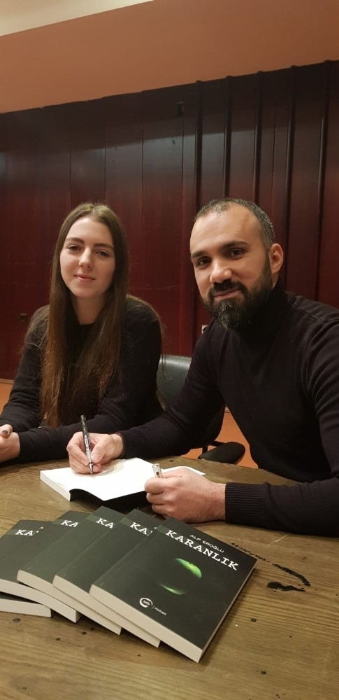 Matematik Öğretmeni İlk Kitabını Çıkarttı