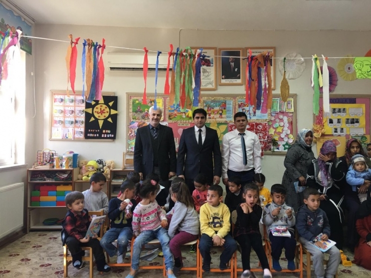 Samsat’ta Kuran Kursu Öğrencileri İlk Karnelerini Aldı