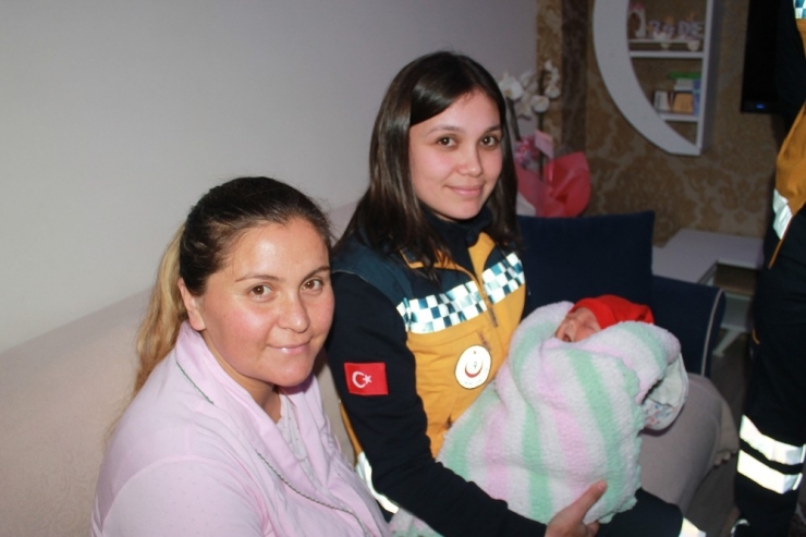 Sesini Duyduklarında Herkes Gözyaşlarına Boğuldu