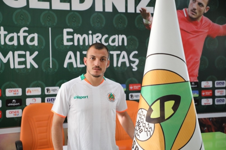 Alanyaspor Mustafa Pektemek Ve Emircan Altıntaş’a Resmi İmzayı Attırdı