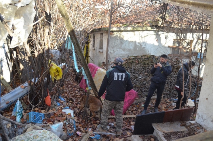 Bolu’da Metruk Binalara Yönelik Uyuşturucu Uygulaması Yapıldı