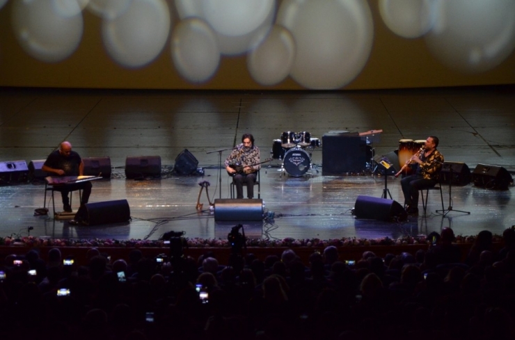 Taksim Trio, Bursa’yı Salladı
