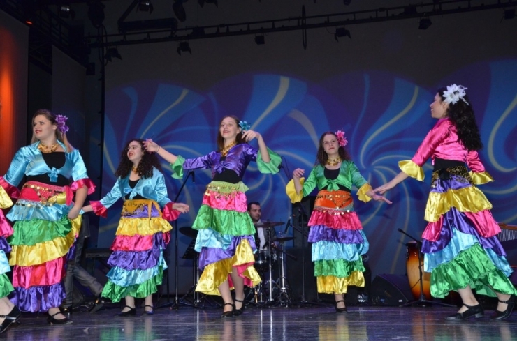Taksim Trio, Bursa’yı Salladı