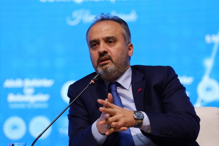 Akıllı Şehircilik Lütuftan Ziyâde Şart