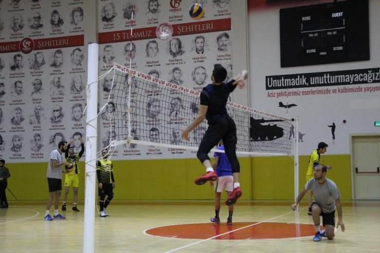 Elazığ’da Bir Mahalle, Kötü Alışkanlıklardan Sporla Uzak Duruyor