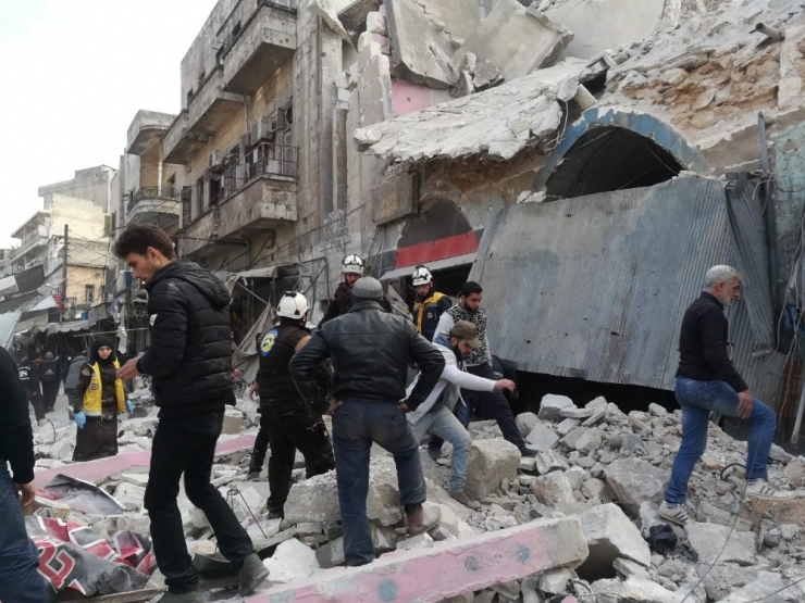 Esad Rejimi İdlib’te Pazar Yerine Saldırdı: 8 Yaralı