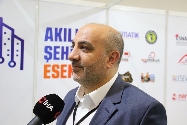 Esenler Belediyesi, Ankara’da ’Akıllı Şehir’ Sergisine Katıldı