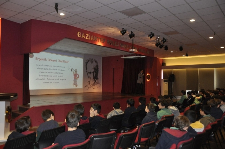 Gkv’de Ergenlik Konusu Anlatıldı