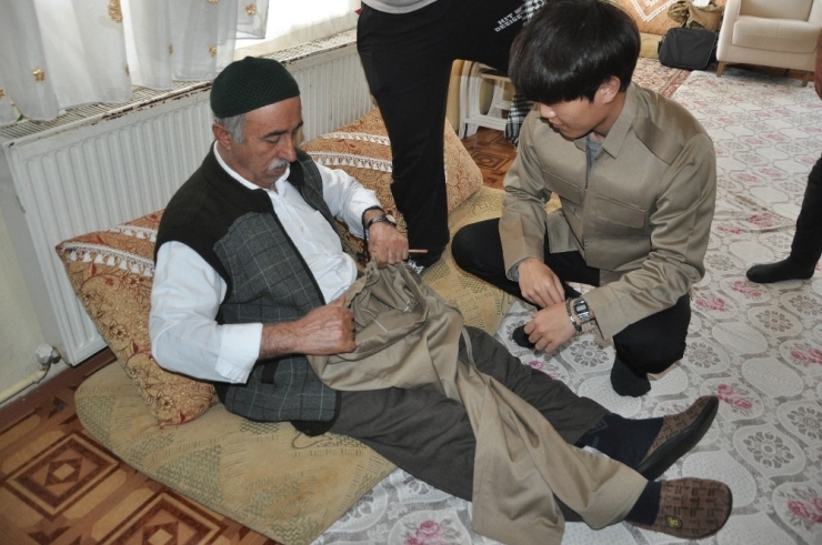 Güney Kore’den Geldiler, 2 Gün Yüksekovalı Ailenin Misafiri Oldular