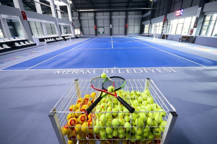 Meram Belediyesi Spor Tesisleri İlgi Görüyor