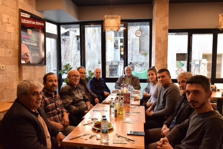 Lapseki Arıcılar Derneği Başkanı Kübranur Demirtaş Oldu