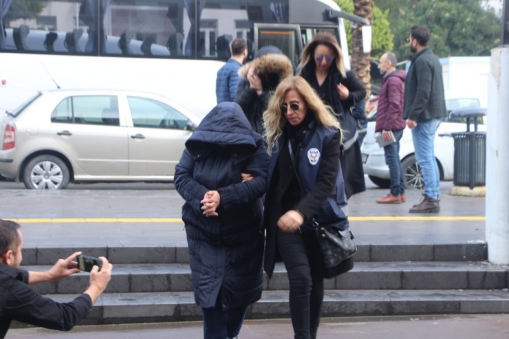 Kuyumcudan 3,5 Milyon Lira Değerinde 17 Kilo Altın Çalan Soyguncular Yakalandı