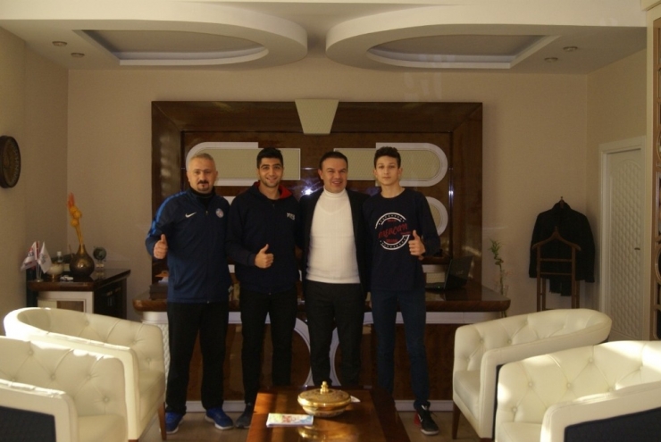 Başarılı Sporcular Tebrik Edildi